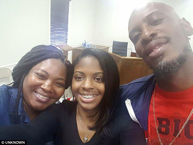 The teen first met her biological parents when Shanara Mobley and Craig Aiken, who had separated after the abduction, raced to see her following Williams