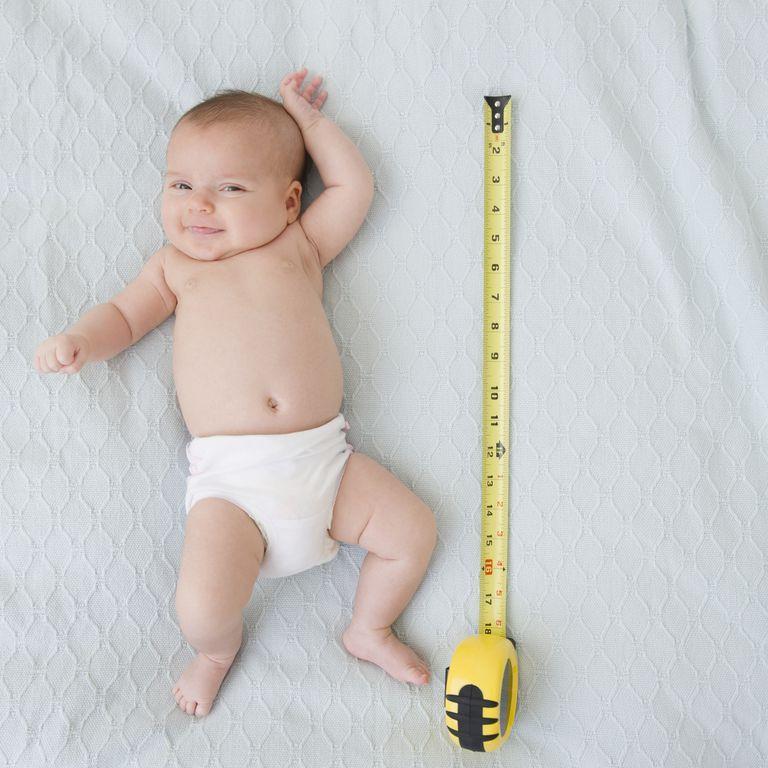Замер роста малыша