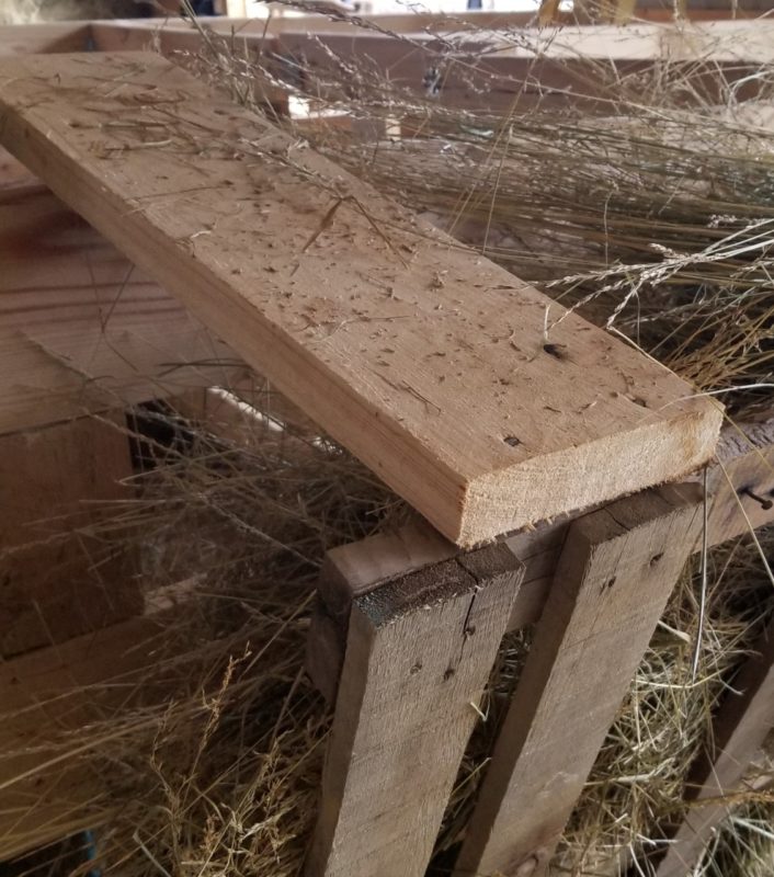 build a hay feeder